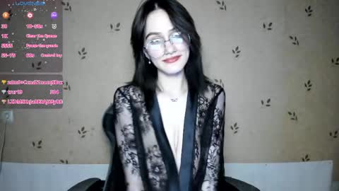 NicoleDavis online show from April 22, 2:52 am