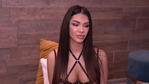 Nicole online show from October 15, 7:42 am