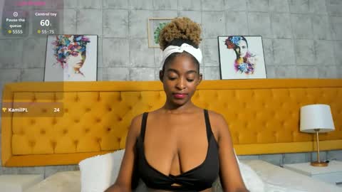 Nicole  online show from February 14, 12:57 am