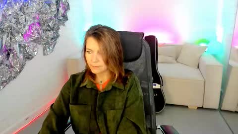 nicolehits online show from September 12, 5:20 am