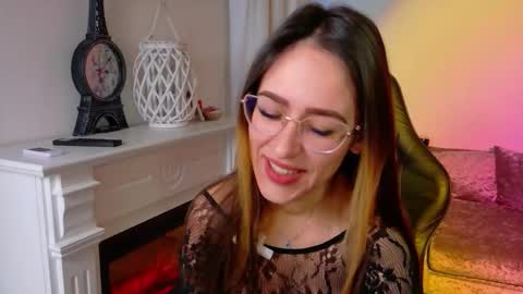 nicoleirisxxx online show from January 10, 7:03 am