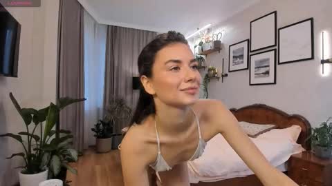 Dua Lipa online show from October 6, 1:29 pm