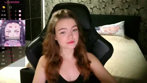 Snapshot of nicolemeew chatting on December 29, 10:14 pm NicoleMeew online show from December 29, 10:14 pm