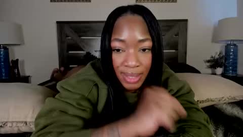 Nicole online show from April 14, 9:18 pm