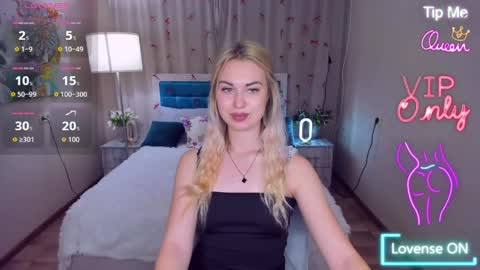 NicoleStunning online show from June 2, 5:53 am