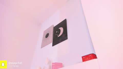 Nicole online show from September 9, 1:33 pm