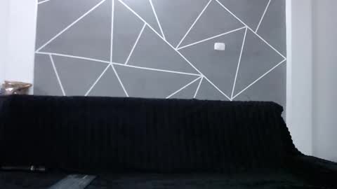 nicolle gomes online show from February 23, 2:36 am