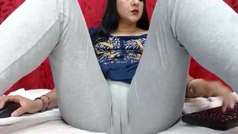 NICOLLE online show from April 21, 9:22 pm