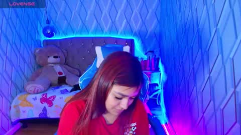 Nicolle Miley online show from October 27, 3:06 am