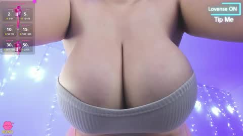 nicolleu99 online show from March 14, 11:47 am