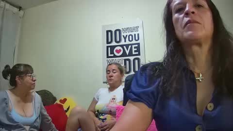 nicoltatiana_ online show from September 23, 12:04 am