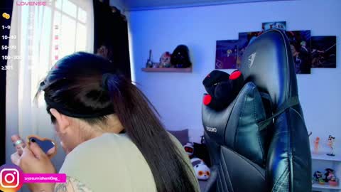 Lizzie online show from April 9, 9:53 pm