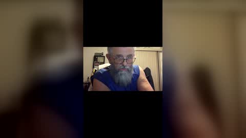 nightmoves1970 online show from April 7, 1:18 am