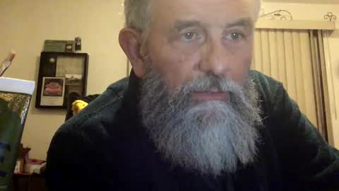 nightmoves1970 online show from February 16, 4:31 am