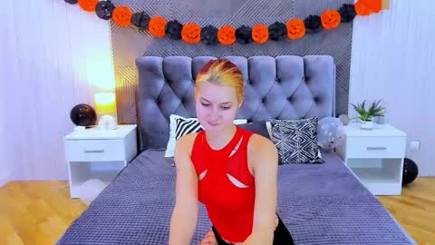 NightOpal online show from October 29, 4:31 pm