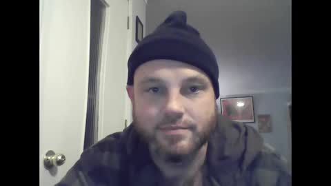 Snapshot of nihilistcreep chatting on December 7, 5:32 am nihilistcreep online show from December 7, 5:32 am