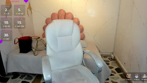 Anni online show from April 1, 5:08 am