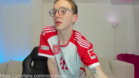 Nicolas Mucci online show from January 16, 7:07 am