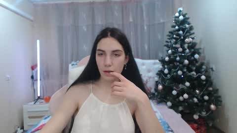 nikastarkk online show from December 23, 2:40 am