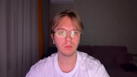 Celine online show from November 30, 11:01 pm