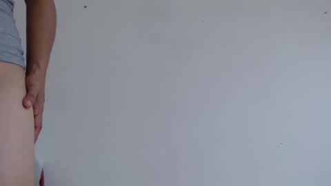 Snapshot of niki_wood_1 chatting on September 15, 5:36 pm niki_wood_1 online show from September 15, 5:36 pm