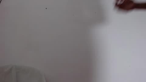 Snapshot of niki_wood_1 chatting on October 5, 10:50 pm niki_wood_1 online show from October 5, 10:50 pm