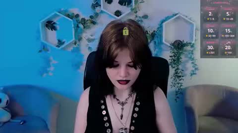 nikki_kiss_ online show from June 19, 9:26 am