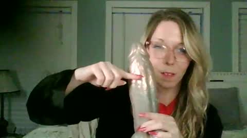 nikkib653466 online show from February 4, 11:41 pm