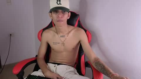 niklaus_wolf online show from April 25, 4:15 pm