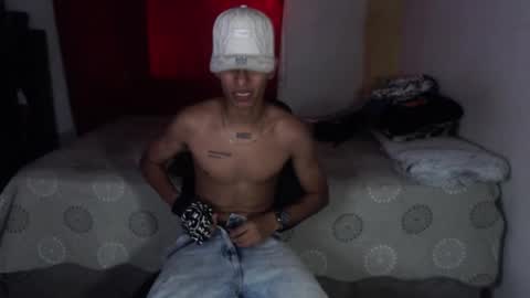 niklaus_x online show from January 15, 6:39 pm