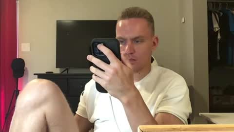 nikolai_russian_daddy online show from August 6, 10:08 pm