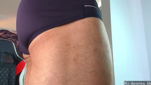 Niko online show from October 12, 7:05 pm