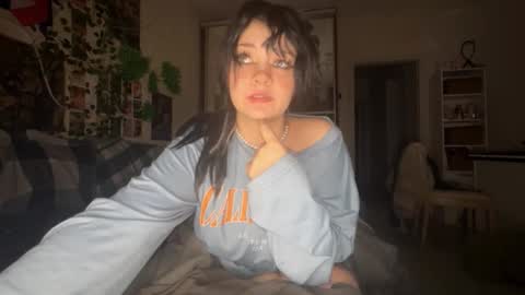 nikoli_naw online show from January 19, 1:04 am