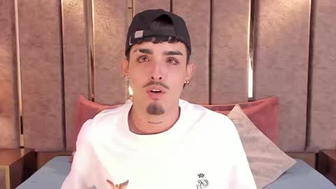 Niko Stone online show from April 2, 3:03 am