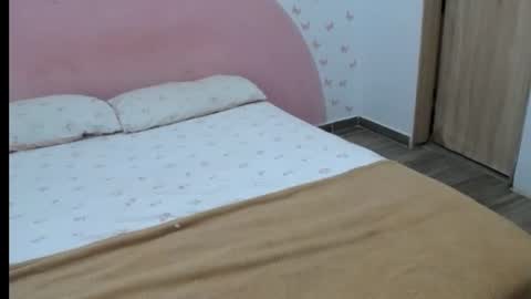 nila online show from July 10, 1:43 am