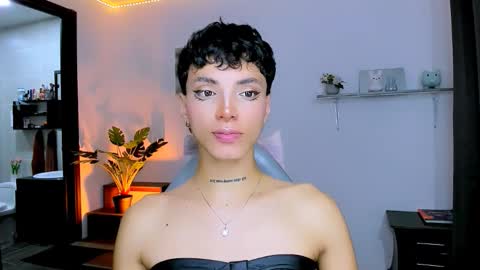 Nilam online show from October 18, 10:14 pm