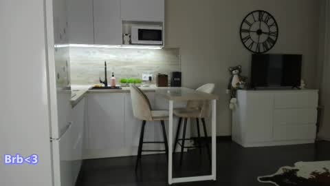 Bella online show from October 25, 11:31 am