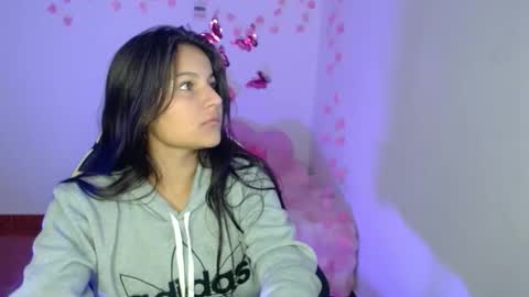 nina__666 online show from December 19, 11:17 am