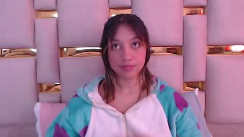 Nina Carther online show from October 8, 12:00 pm