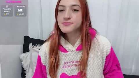 Snapshot of ninaa_fox chatting on October 11, 5:49 pm Ninaa fox online show from October 11, 5:49 pm