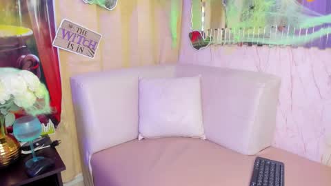 Valentina online show from October 24, 4:57 am