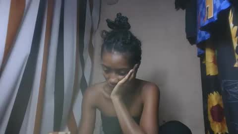 ninaeaa online show from December 14, 3:02 am