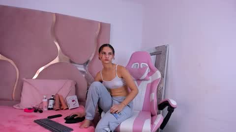 ninahtx online show from December 16, 9:21 pm