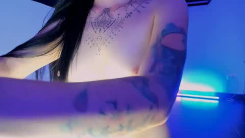 ninamonroee online show from March 8, 2:04 am