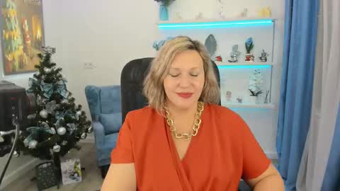 ninastarle online show from December 5, 11:30 am