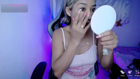 ninatinydoll1 online show from November 9, 9:46 am