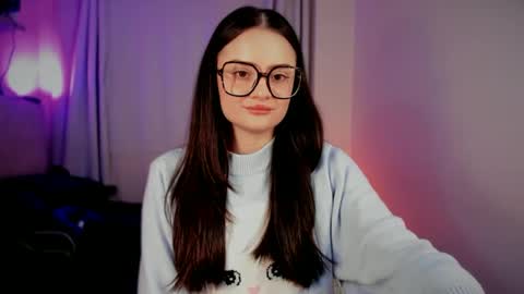 Snapshot of ninavolkov chatting on October 10, 11:42 pm ninavolkov online show from October 10, 11:42 pm