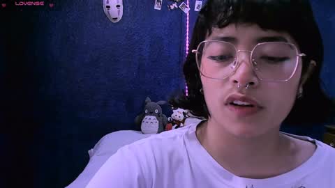 Nina online show from December 3, 3:39 pm