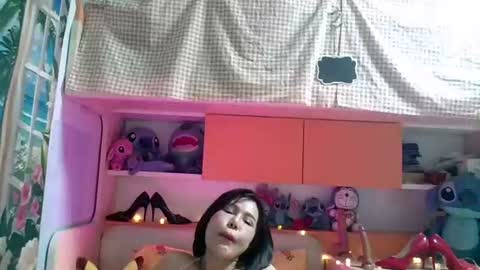 SunnyNatalie Wang online show from August 7, 5:33 pm