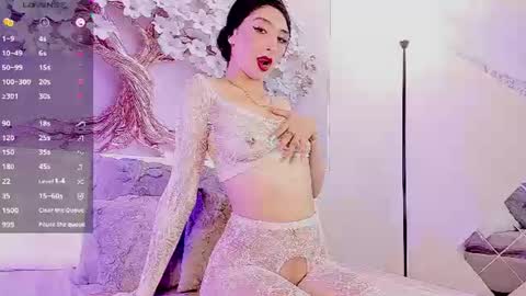 NINI VELVET  online show from July 14, 3:22 am